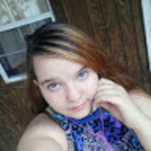 Meet your Posher, Jenna - Picture 1 of 1